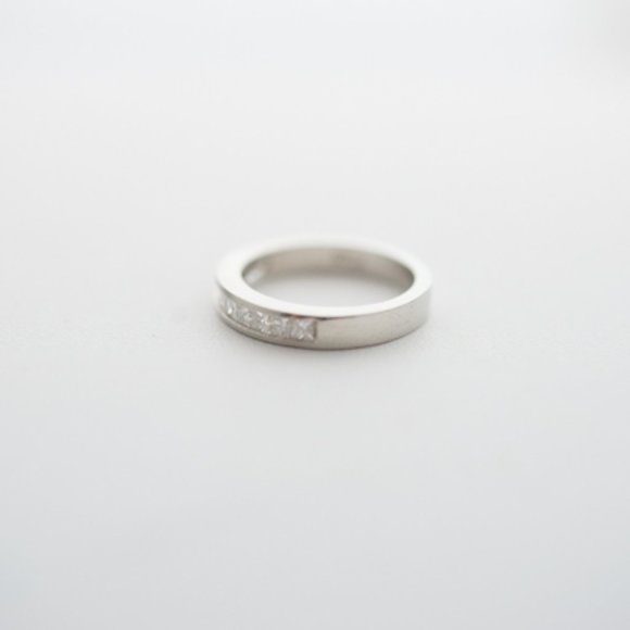 Princess Diamond Platinum Band - Picture 3 of 3